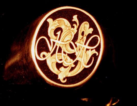 ring01 copya1x1.jpg (26519 bytes)