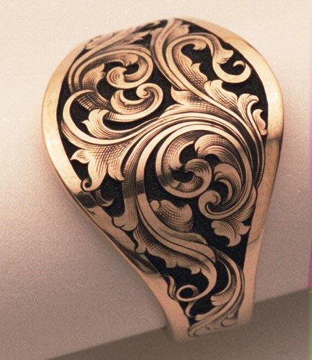 ring02 copya1x1.jpg (40417 bytes)