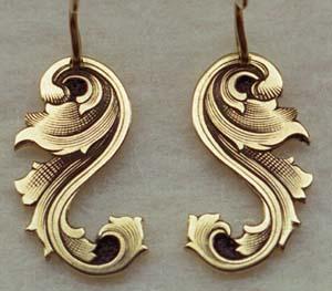 earring2 copy thumb1x1.jpg (15687 bytes)